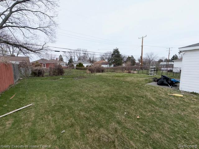 16901 Wilson Avenue, Eastpointe, MI 48021 — Photo 8