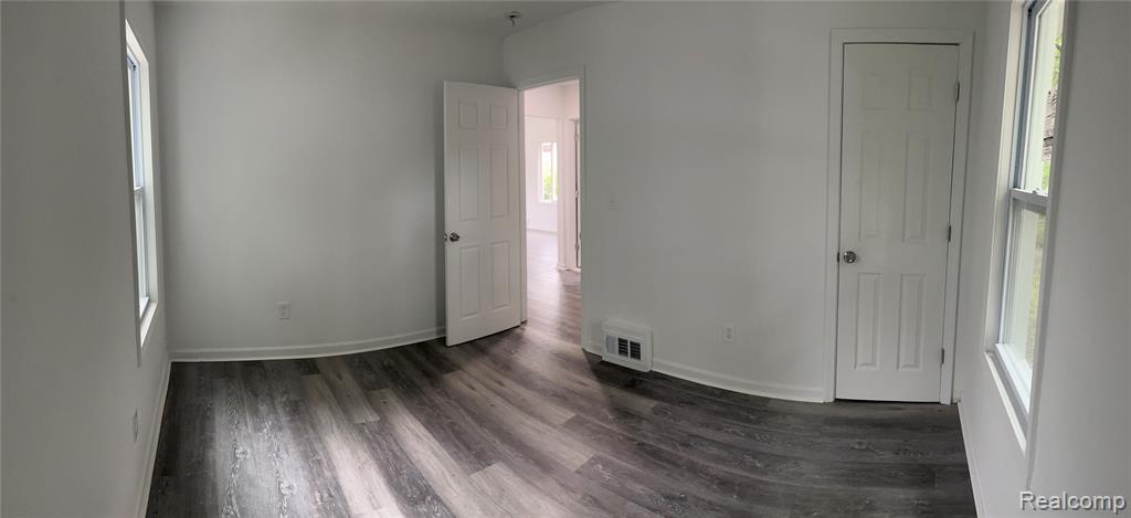 16291 Fairmount Drive, Detroit, MI 48205 — Photo 9
