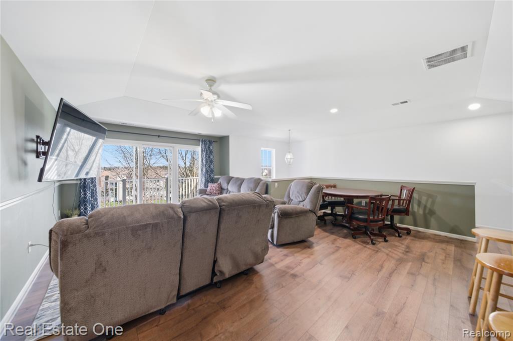 4113 Hampton Ridge Boulevard, Howell, MI 48843 — Photo 5