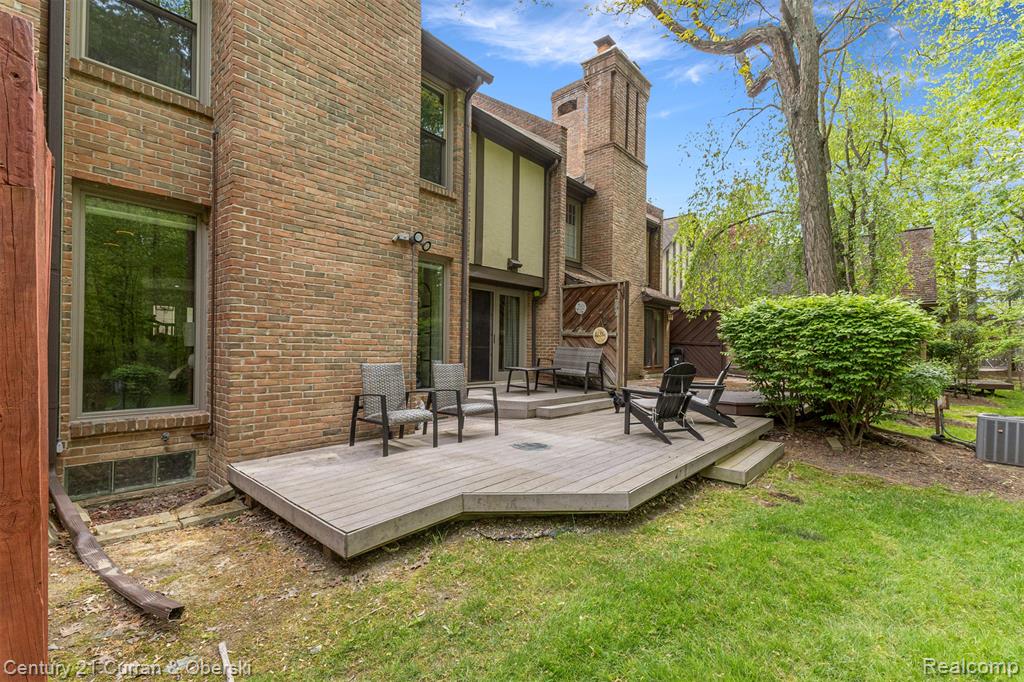5 Timberlane Court, Dearborn, MI 48126 — Photo 40