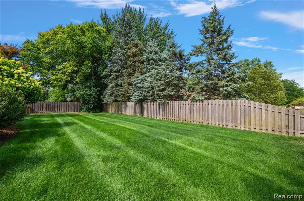 6952 Granger Drive, Troy, MI 48098 — Photo 46