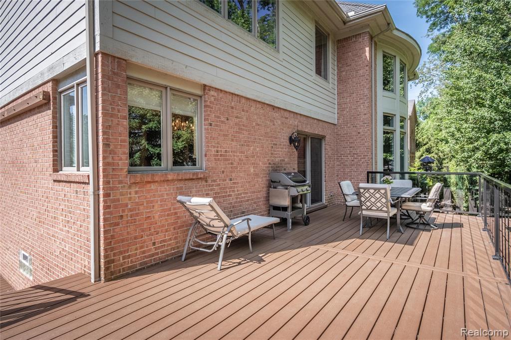 4575 Forest Edge Lane N, West Bloomfield, MI 48323 — Photo 69