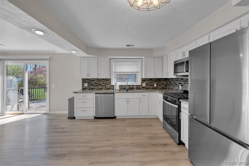 36845 Sibley Road, New Boston, MI 48164 — Photo 14