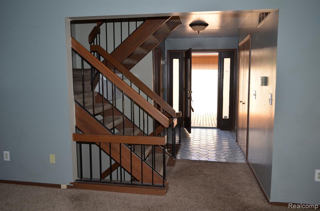 5227 POTOMAC Run N, West Bloomfield, MI — Photo 5