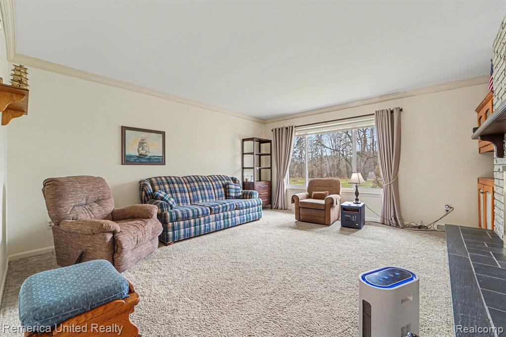 11796 Post Lane, South Lyon, MI 48178 — Photo 13