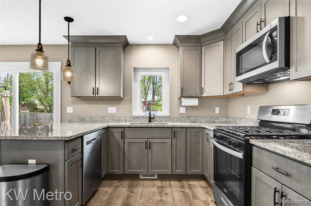 70276 N MAIN Street, Richmond, MI 48062 — Photo 17