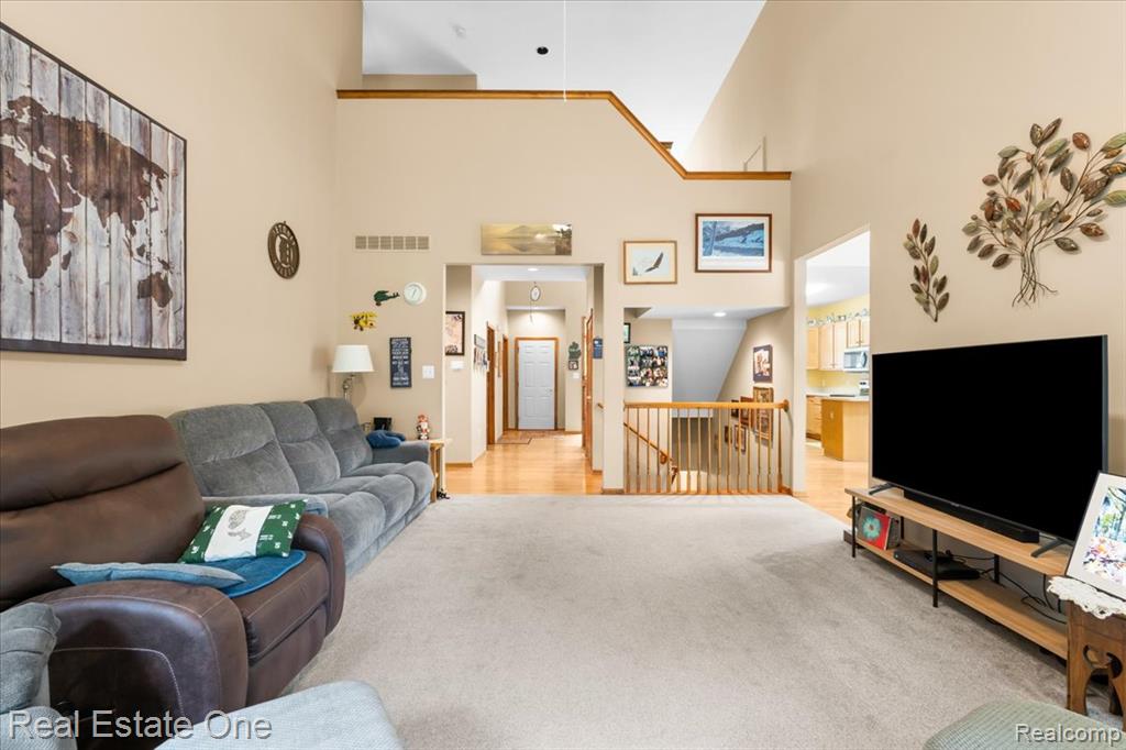 9952 Tioga Trail, Pinckney, MI 48169 — Photo 9