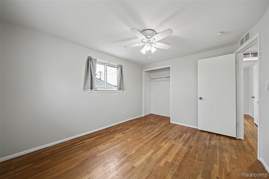 9228 Mueller Street, Taylor, MI 48180 — Photo 15