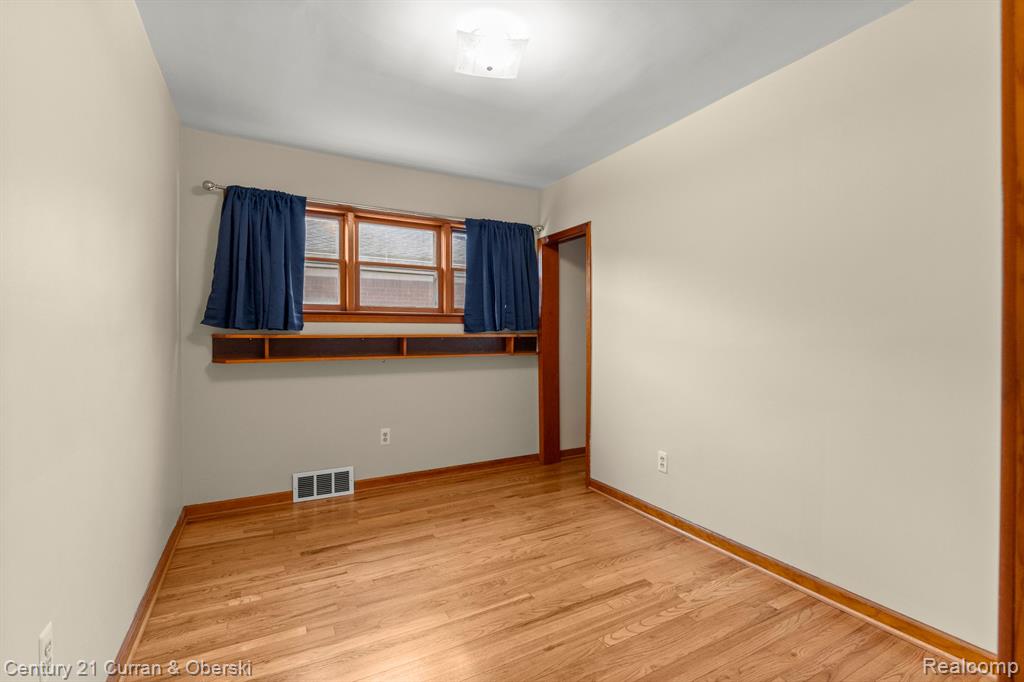 8464 Becker Avenue, Allen Park, MI 48101 — Photo 7