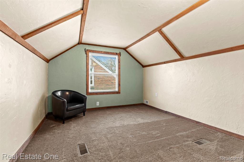 9140 Cloverlawn Street, Detroit, MI 48204 — Photo 15
