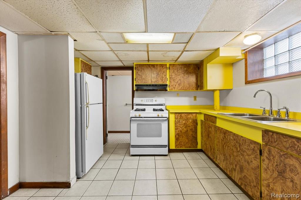 4494 W Jefferson Avenue, Ecorse, MI 48229 — Photo 18