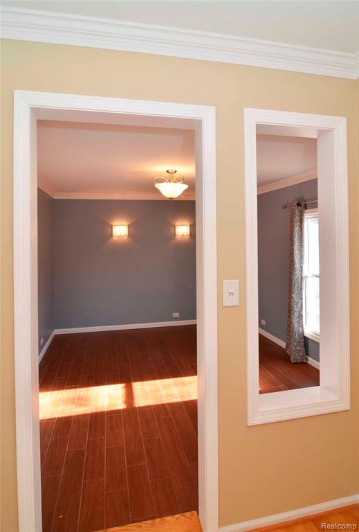 8152 Fairfield Circle, Springfield, MI — Photo 13