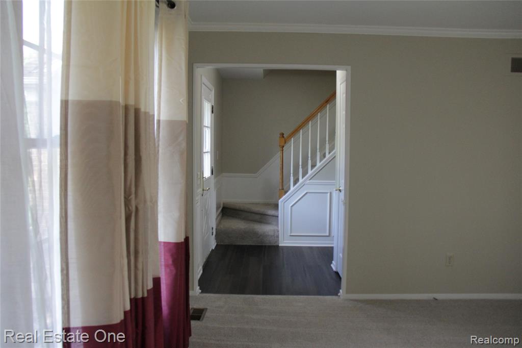 44777 SALTZ Road, Canton, MI 48187 — Photo 12