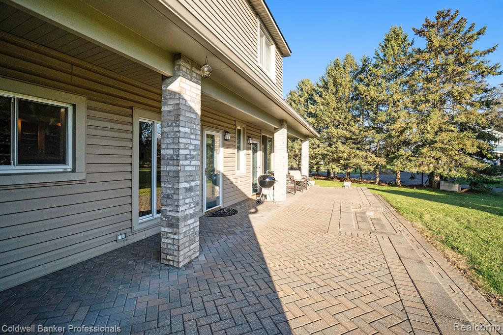 3972 Chevron Drive, Highland, MI 48356 — Photo 25