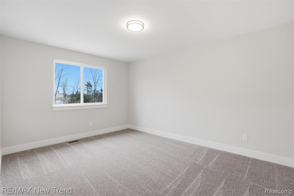 8430 Joseph Street, Commerce Twp, MI 48382 — Photo 35