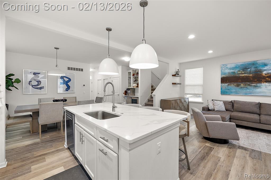4201 Kent Road, Royal Oak, MI 48073 — Photo 12