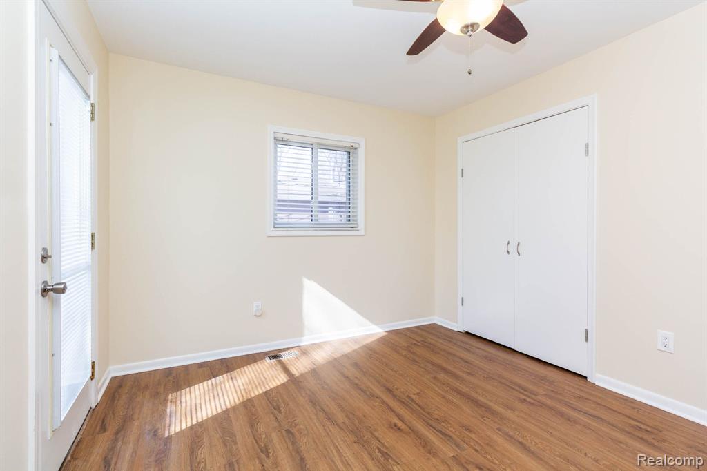8850 Janis Street, Shelby Twp, MI 48317 — Photo 17
