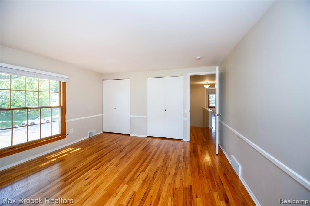30830 Lincolnshire E, Beverly Hills, MI 48025 — Photo 17