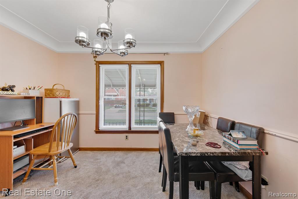 6731 Heyden Street, Dearborn Heights, MI 48127 — Photo 8