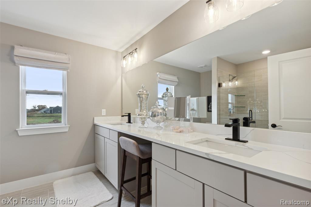 52009 Wellington Valley Drive, Macomb, MI 48042 — Photo 29