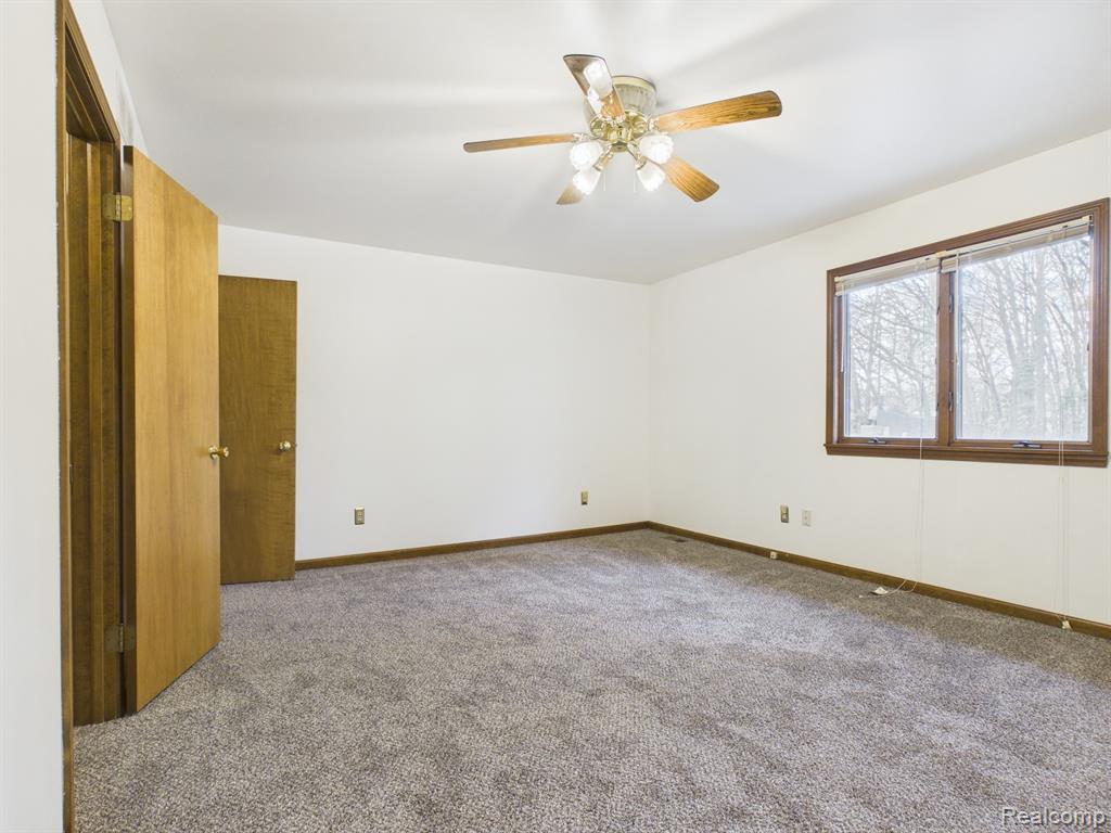 3828 Winding Pine Drive, Metamora, MI 48455 — Photo 16