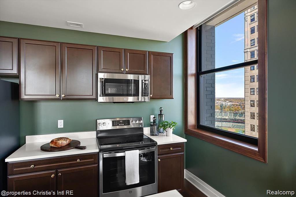 1 Park Avenue, 1309, Detroit, MI 48226 — Photo 9