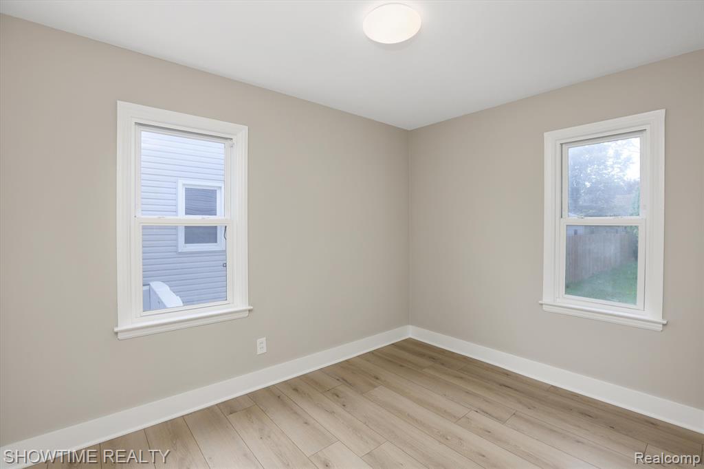 629 LEBLANC Street, Lincoln Park, MI 48146 — Photo 8