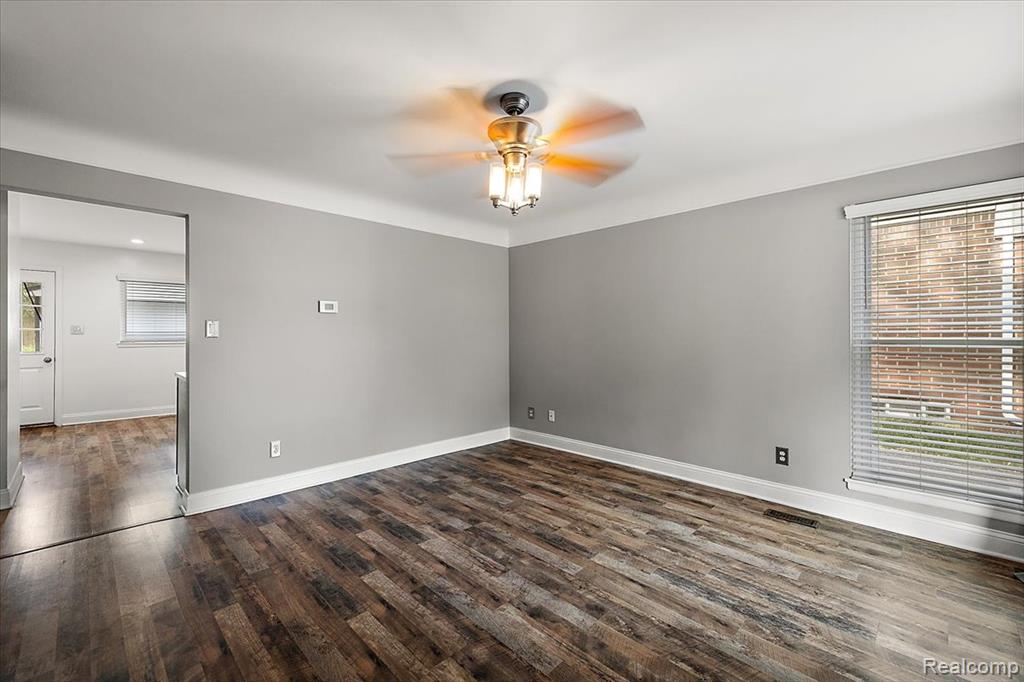 726 Woodlawn Avenue, Royal Oak, MI 48073 — Photo 2