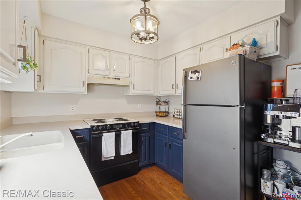 5594 Harper Road, Holt, MI 48842 — Photo 15