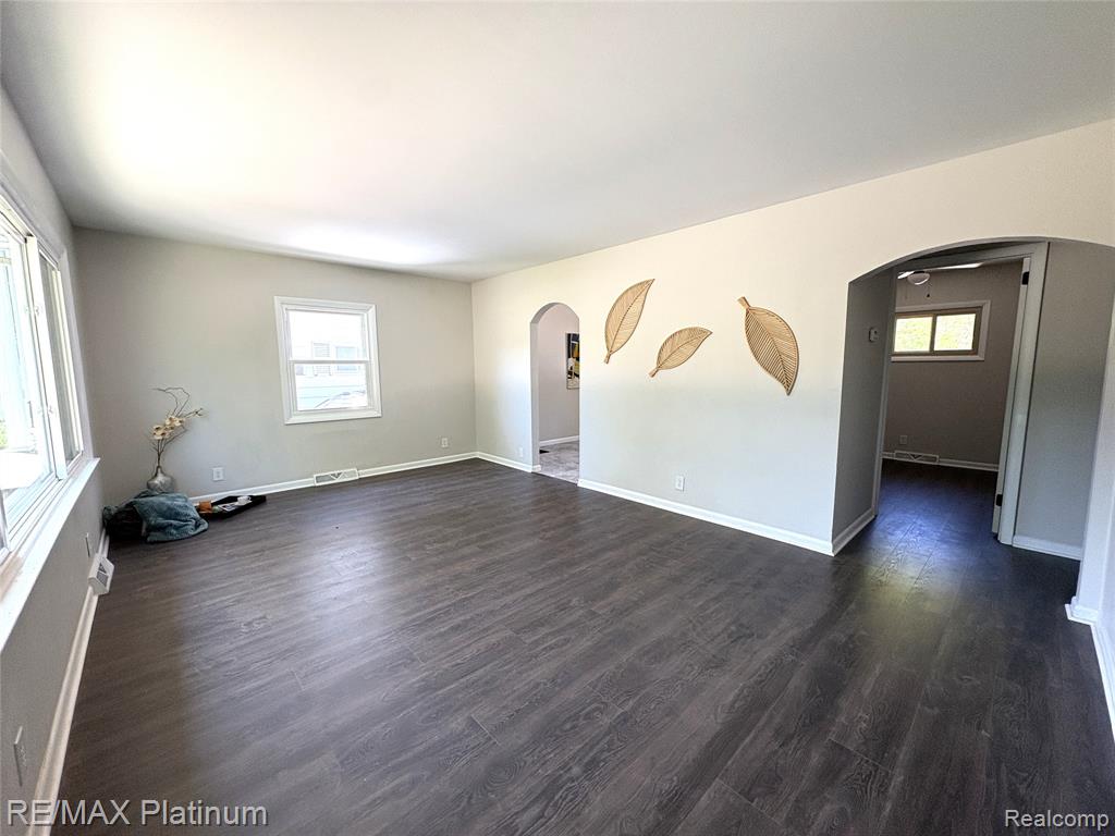 208 Devonshire St, Ypsilanti, MI 48198 — Photo 4
