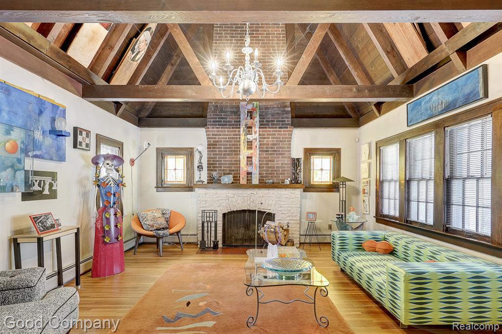 19 Oakdale Boulevard, Pleasant Ridge, MI — Photo 4