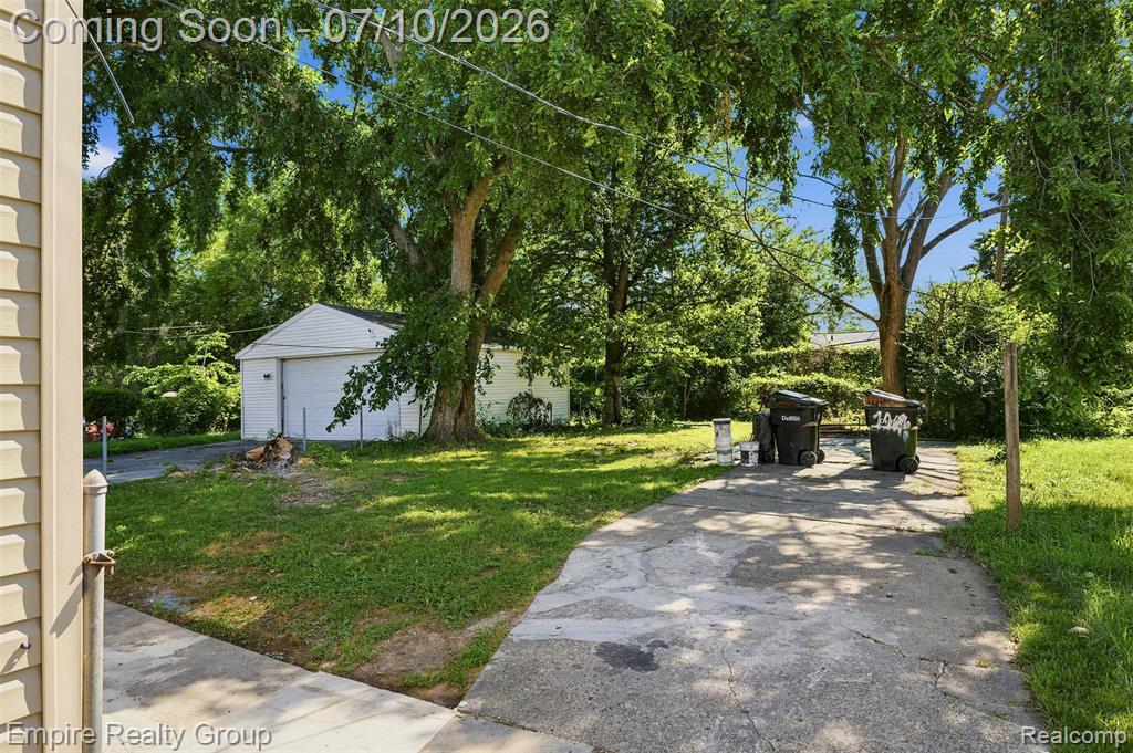 11696 Fielding Street, Detroit, MI 48228 — Photo 20