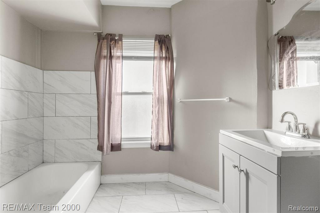 17420 Ohio Street, Detroit, MI 48221 — Photo 32