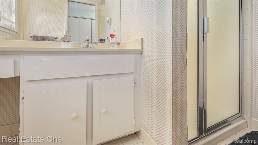 4243 FROSTWOOD Court, Troy, MI 48098 — Photo 17