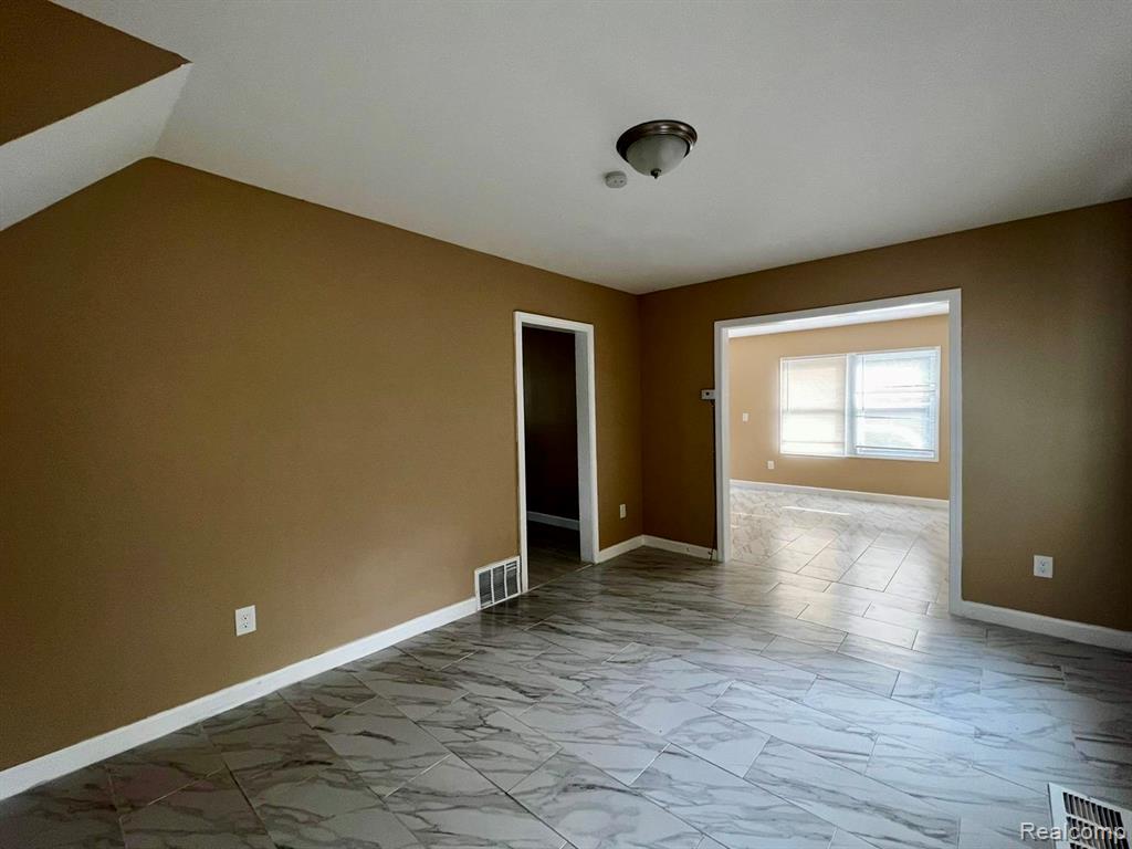 5065 Neff Avenue, Detroit, MI 48224 — Photo 4