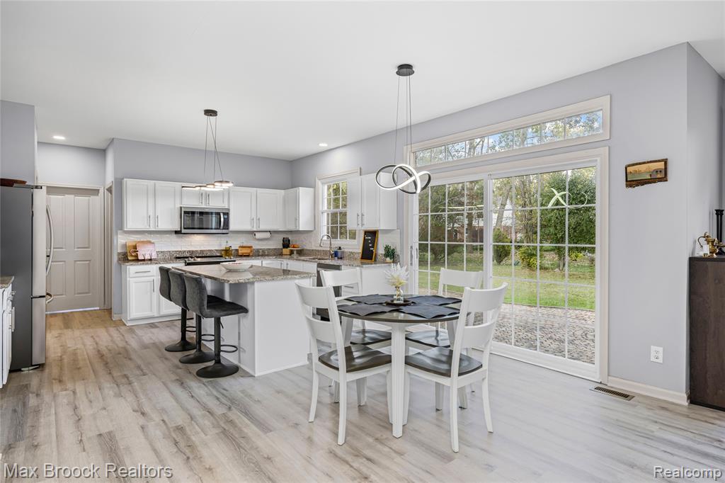 47078 Bing Drive, Canton, MI 48187 — Photo 23