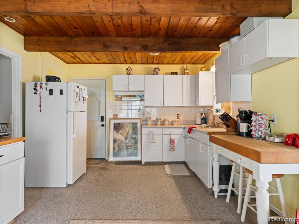 6559 Circle Drive, Harrison, MI 48625 — Photo 12