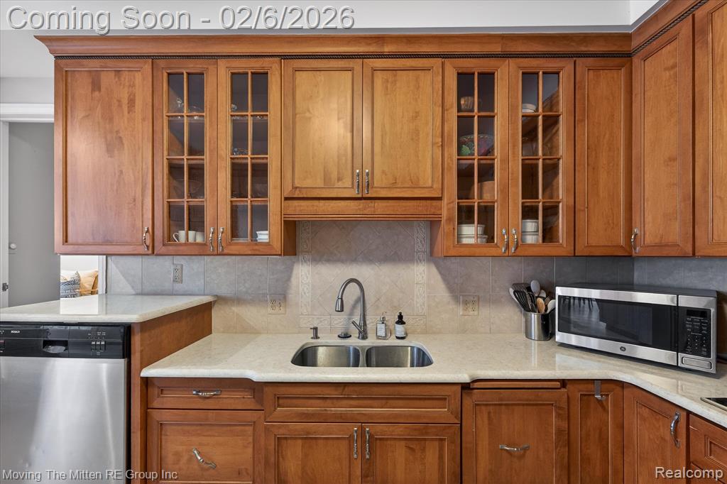 351 Ridgemont Road, Grosse Pointe Farms, MI 48236 — Photo 12