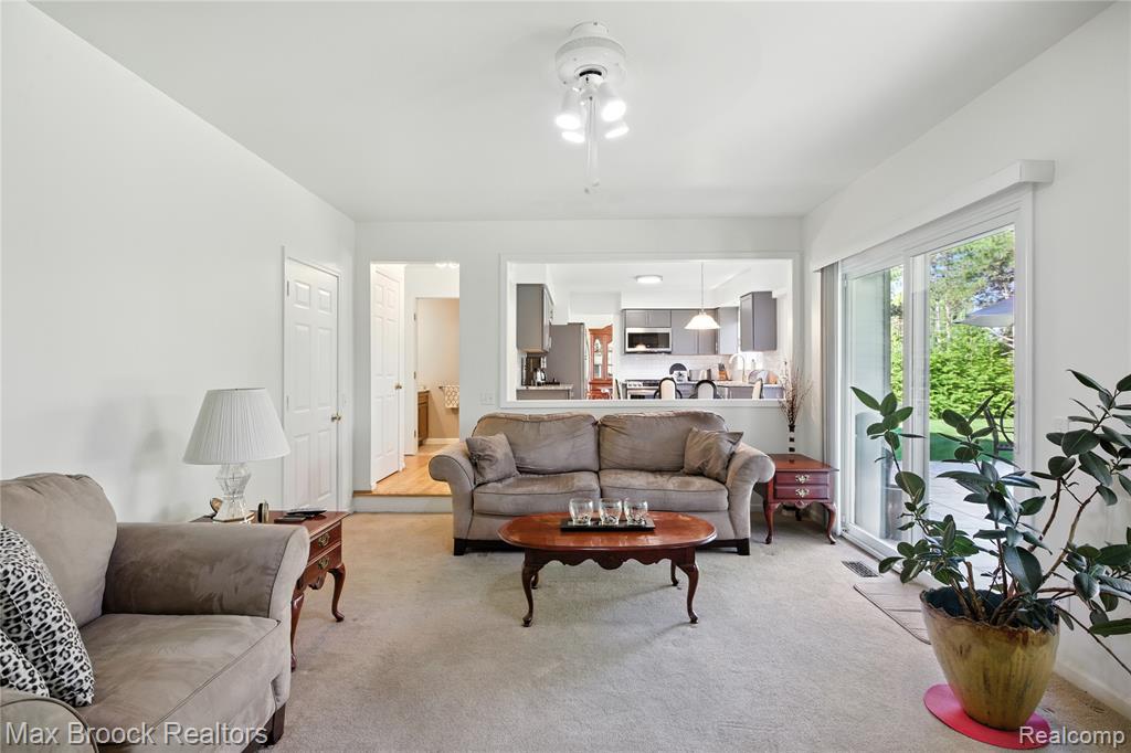 44322 Vassar Street, Canton, MI 48188 — Photo 18