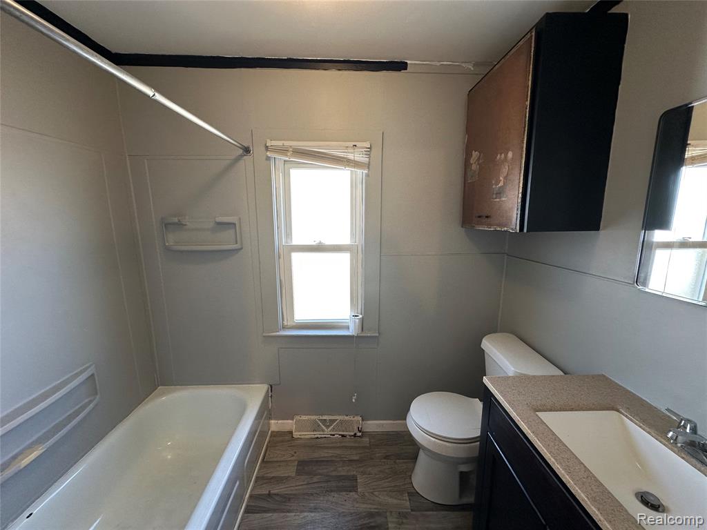 1119 W Bergin Avenue, Flint, MI 48507 — Photo 7