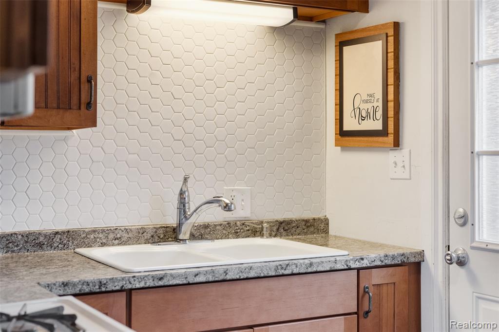 620 Robertson Street, Marine, MI — Photo 16