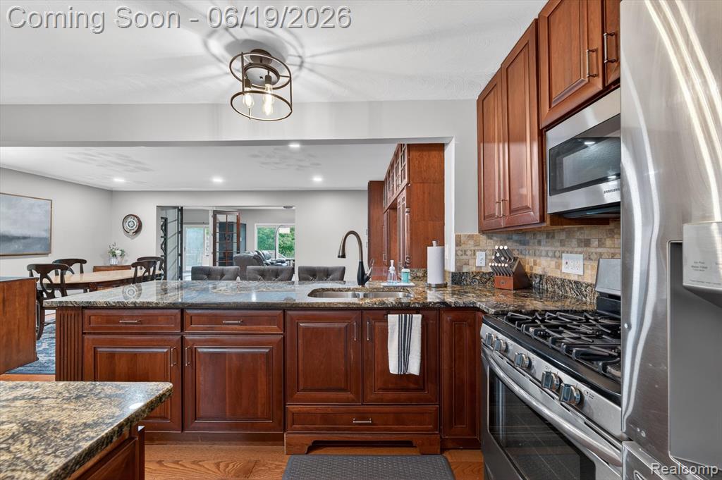 9259 Silverside, South Lyon, MI 48178 — Photo 9