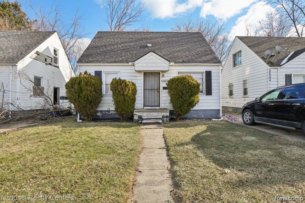 8620 Fielding, Detroit, MI 48228 — front exterior