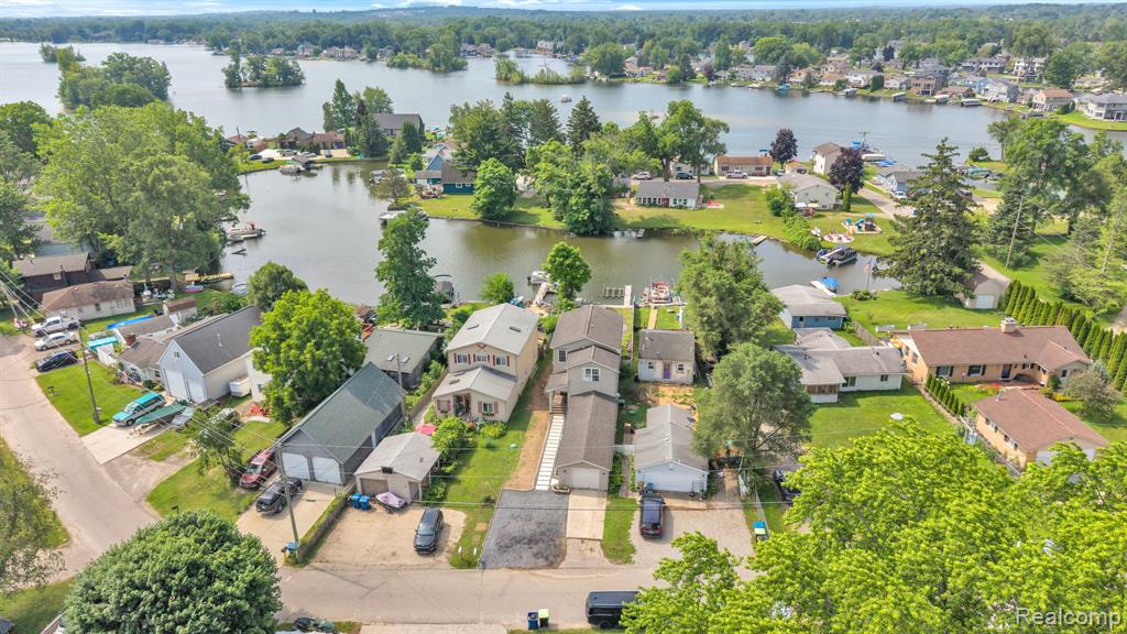 8963 Tackles Drive, White Lake, MI — Photo 49