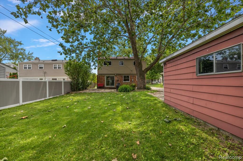 754 W Baker Avenue, Commerce Twp, MI — Photo 38