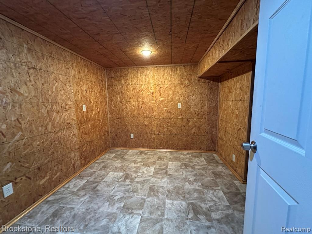 1426 Houston Drive, Swartz Creek, MI 48473 — Photo 20