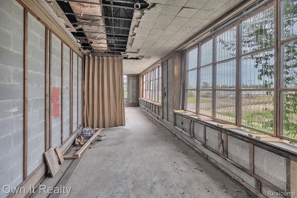 8616 Grinnell Street, Grosse Pointe, MI, 48213