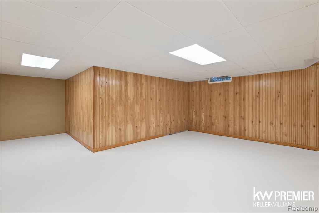 9301 Cardwell Street, Livonia, MI 48150 — Photo 27