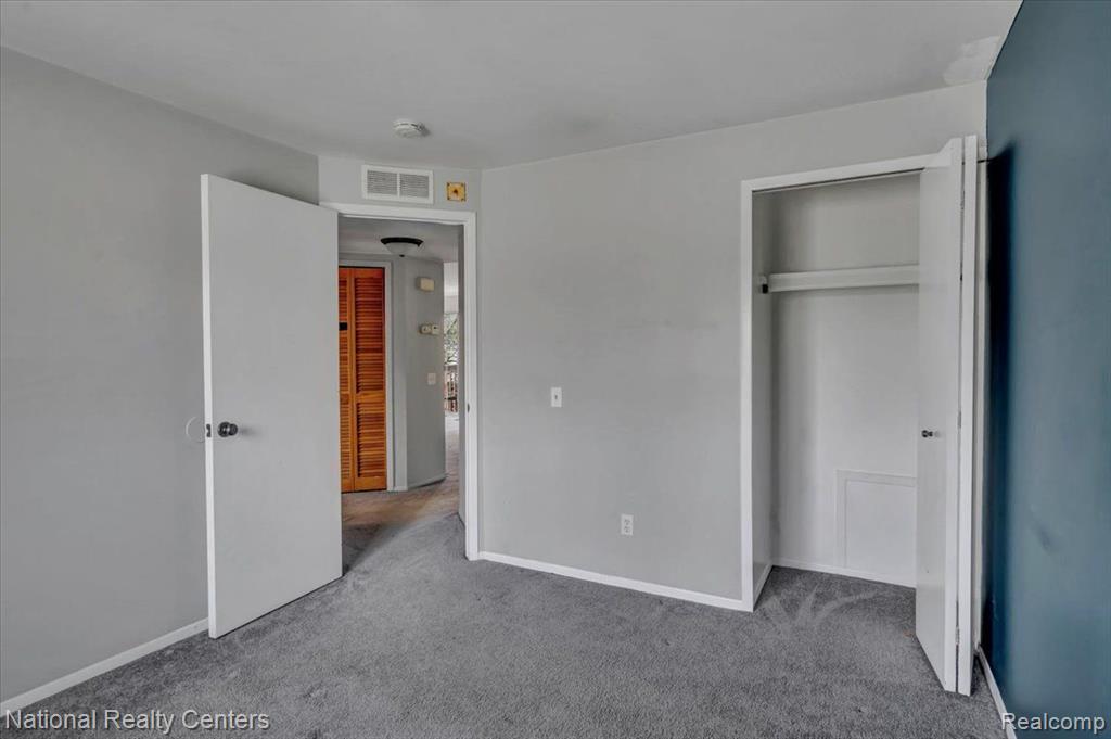 5026 AMHURST, Waterford, MI 48327 — Photo 11