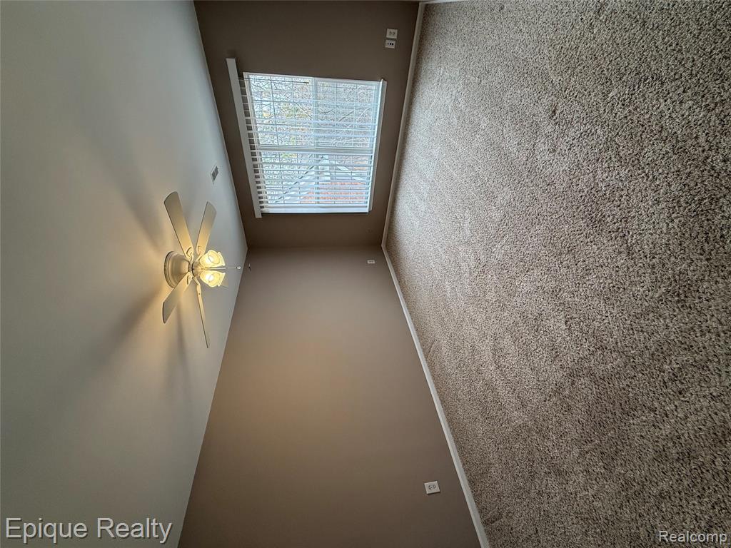 56487 Scotland Boulevard, Utica, MI 48316 — Photo 20